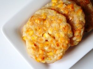 cách làm bánh ngô chiên giòn